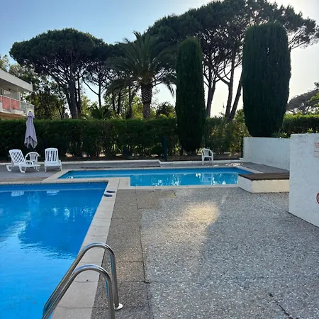 Appt St Tropez ,magnifique T2, Piscine ,terrasse, Emplacement Ideal ,front De Mer, Appartement *